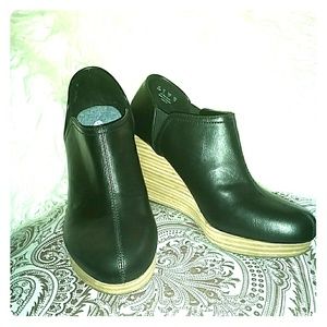 Dr. Scholl's Harlin Wedge Black Bootie
